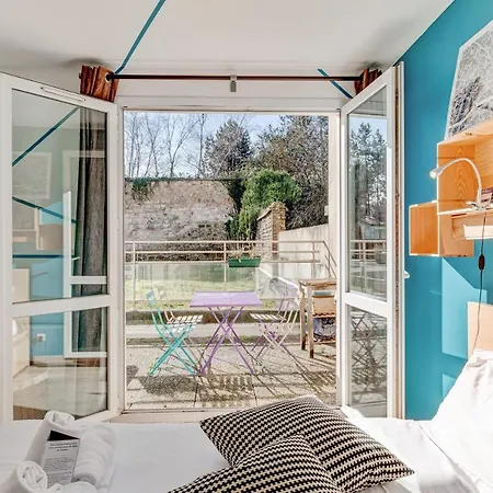 Charming And Calm 2br W Balcony At The Heart Of - Welkeys * Rouen